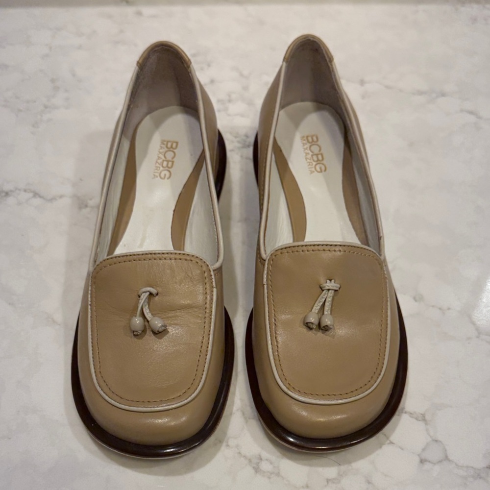 BCBG Max Azaria Women's Beige Leather Loafers with Tassels.